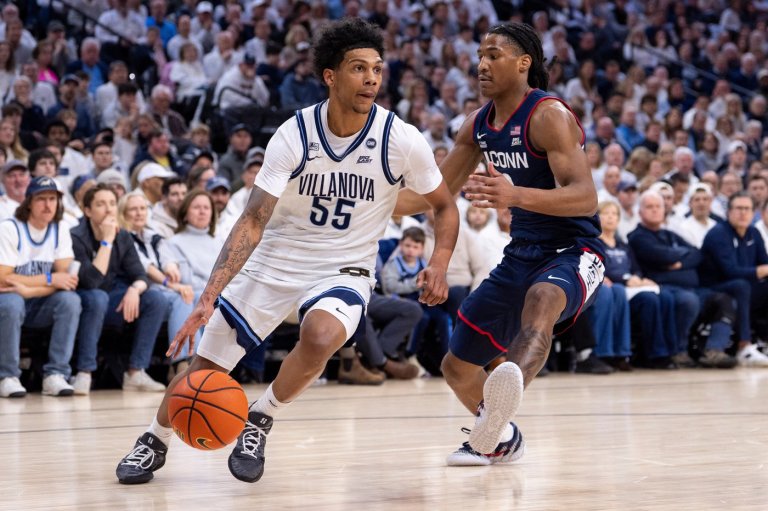 No. 5 UConn uses a dominant second half to beat Villanova 73-63 | iNFOnews.ca