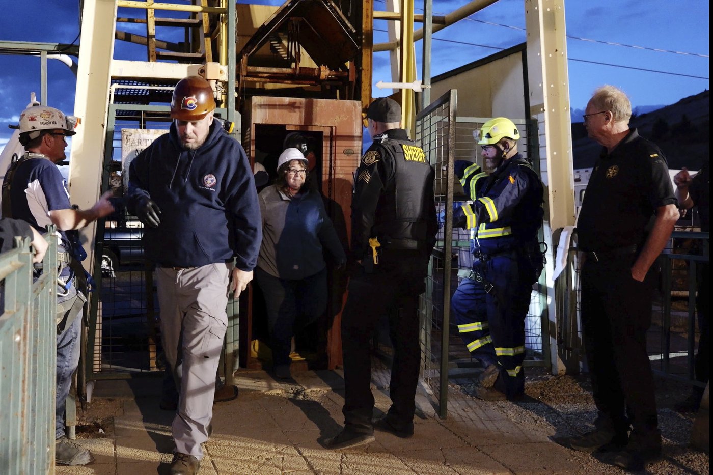 Elevator door was 'broken' during Colorado mine tour accident that killed 1 and trapped 12 | iNFOnews.ca