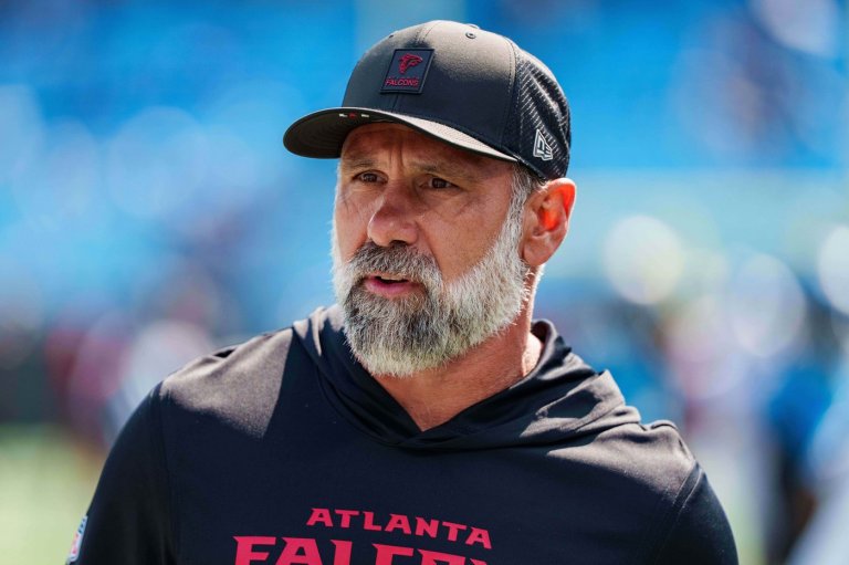 Improved pass rush helps Falcons defensive coordinator Ulbrich stay on new coach Stefanski's staff | iNFOnews.ca