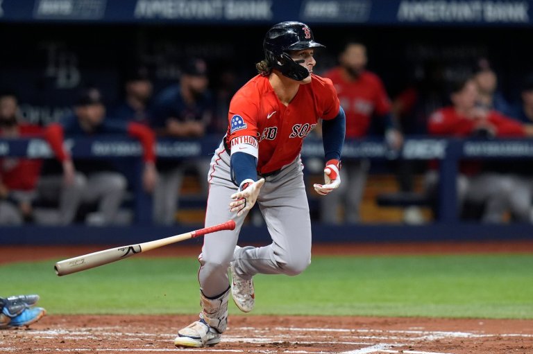 Red Sox beat Rays 4-2 to close in on playoff spot | iNFOnews.ca