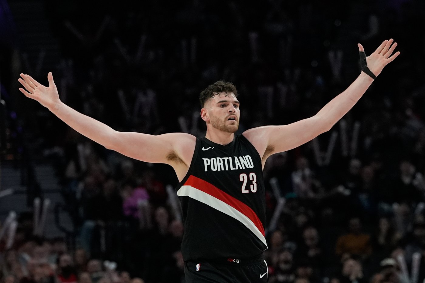 Trail Blazers beat the Jazz 124-114 to close in on the Warriors for 9th in the West | iNFOnews.ca
