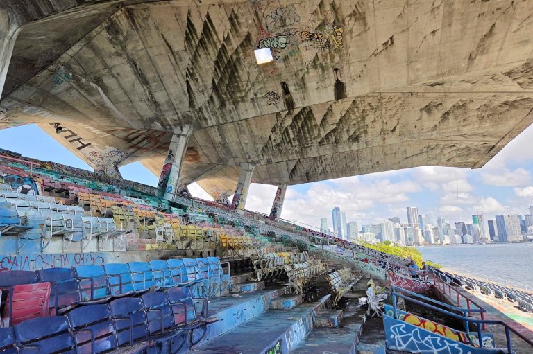 Miami to decide fate of stunning stadium where speedboats raced and Jimmy Buffett played | iNFOnews.ca