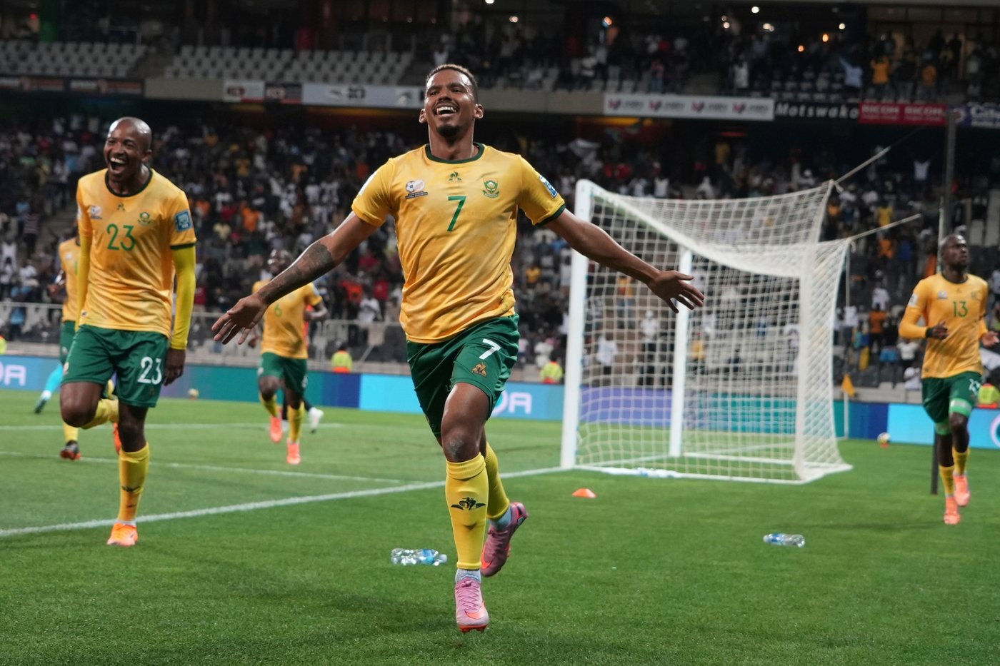 South Africa squad departs for World Cup without assistant coach after US visa delay | iNFOnews.ca