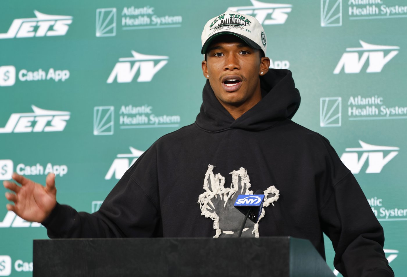 Garrett Wilson is looking for a new deal and more wins, but says he hopes he's 'a Jet for life' | iNFOnews.ca Garrett Wilson is looking for a new deal and more wins, but says he hopes he's 'a Jet for life' | iNFOnews.ca
