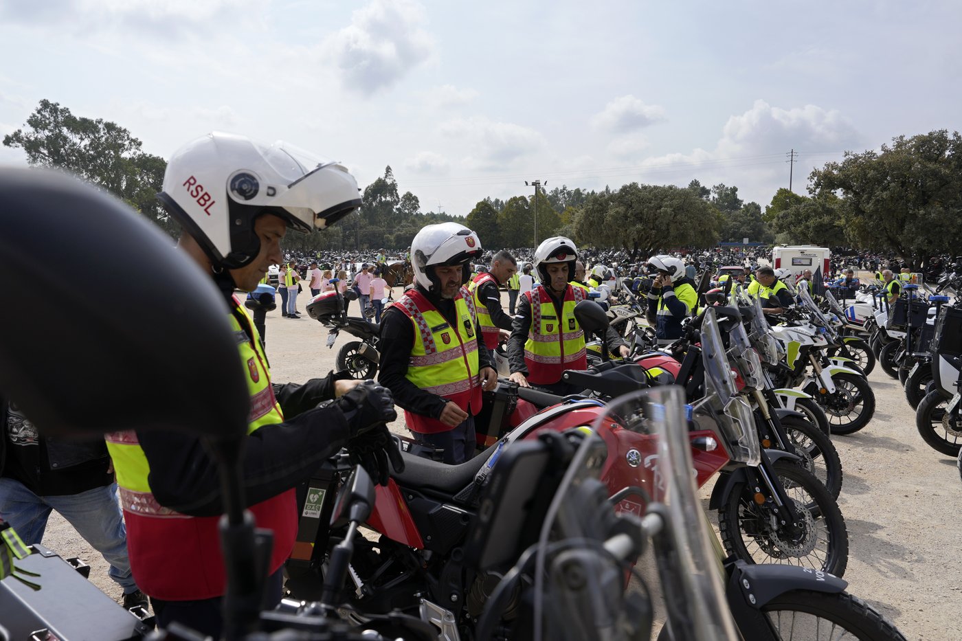 An estimated 180,000 motorcyclists converge at Portuguese shrine to have their helmets blessed. | iNFOnews.ca