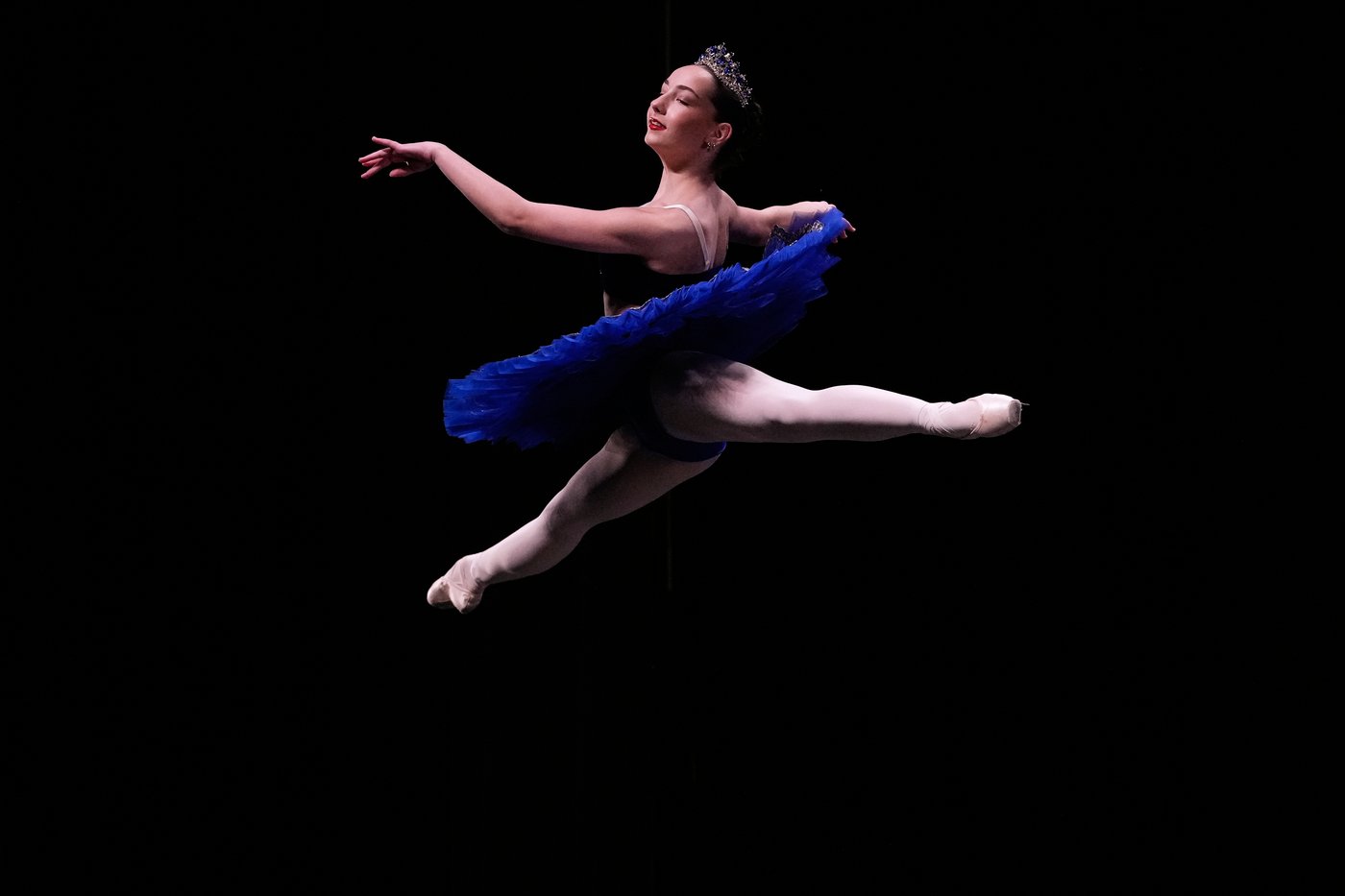 Photos of future dance stars competing at the Youth America Grand Prix | iNFOnews.ca