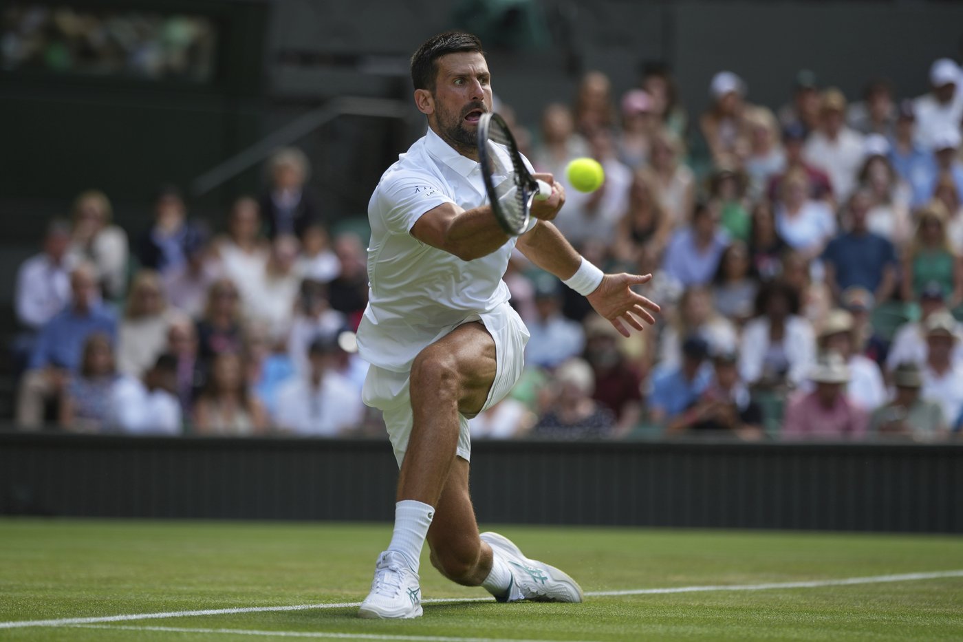 Djokovic sets another record at Wimbledon and jokes about sipping margaritas on beach with rivals | iNFOnews.ca