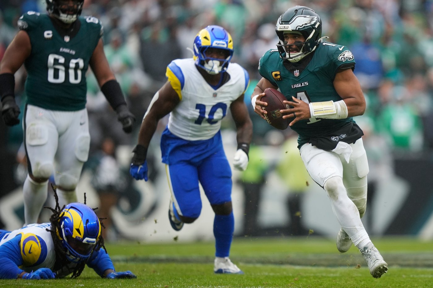 Rams rally behind Stafford, Williams from 10 points down in 4th quarter to beat Eagles 24-20 | iNFOnews.ca Rams rally behind Stafford, Williams from 10 points down in 4th quarter to beat Eagles 24-20 | iNFOnews.ca