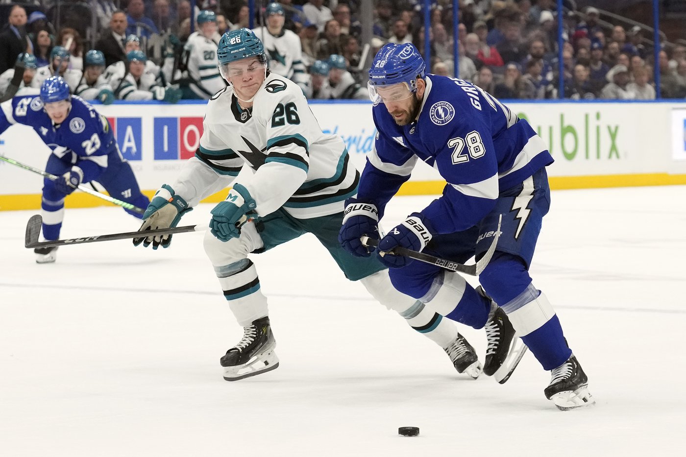 Hagel scores 2, Point has 4 assists in Lightning's 8-1 win over Sharks | iNFOnews.ca