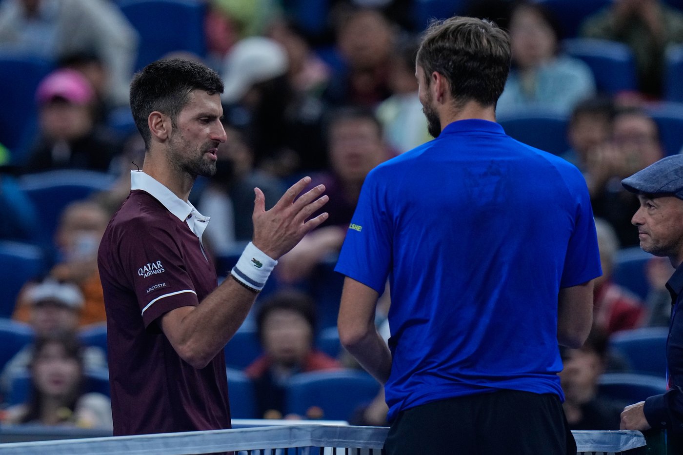 Medvedev disqualified from China Open for hitting spectator with a ball during semi vs. Djokovic | iNFOnews.ca Medvedev disqualified from China Open for hitting spectator with a ball during semi vs. Djokovic | iNFOnews.ca