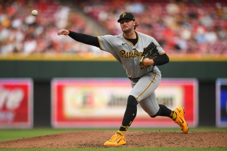 Sal Stewart hits 2-run HR, drives in 4 as Reds come back to beat Pirates 8-7 | iNFOnews.ca
