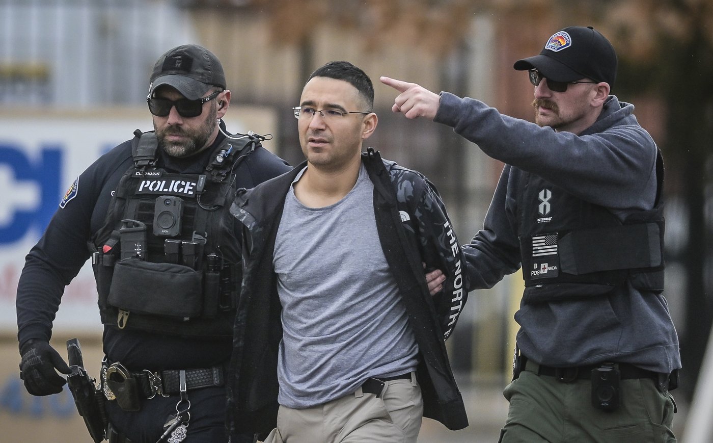 Failed New Mexico candidate gets 80 years in shootings at officials’ homes | iNFOnews.ca