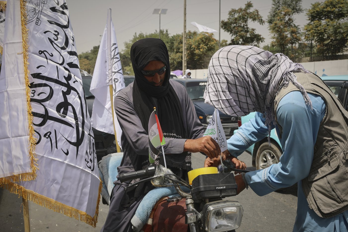 The Taliban will shower Kabul with flowers from helicopters for their takeover anniversary | iNFOnews.ca