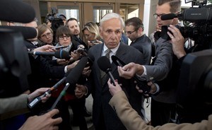 Prime witness: Duffy lawyer won't rule out calling Harper to testify at trial | iNFOnews.ca CP29910346