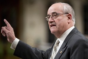 With lawsuit looming, Fantino asks for clarity on Canada's obligation to vets | iNFOnews.ca CP26014368