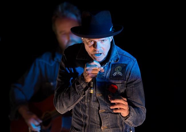 Gord Downie, fighting cancer, to walk audience down 'Secret Path' of indigenous pain | iNFOnews.ca CP153640783