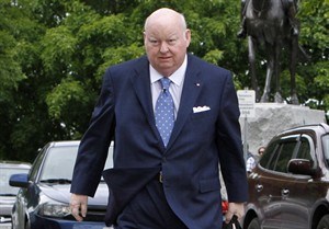 Where exactly was Mike Duffy? Senate expense probe becomes a moving target | iNFOnews.ca CP23570077