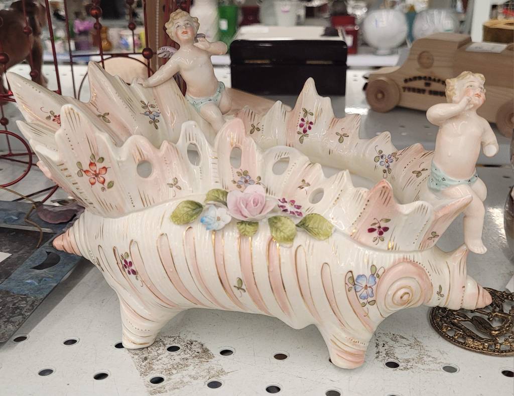 iN PHOTOS: Weird and wonderful thrift store finds in Okanagan, Kamloops | iNFOnews.ca