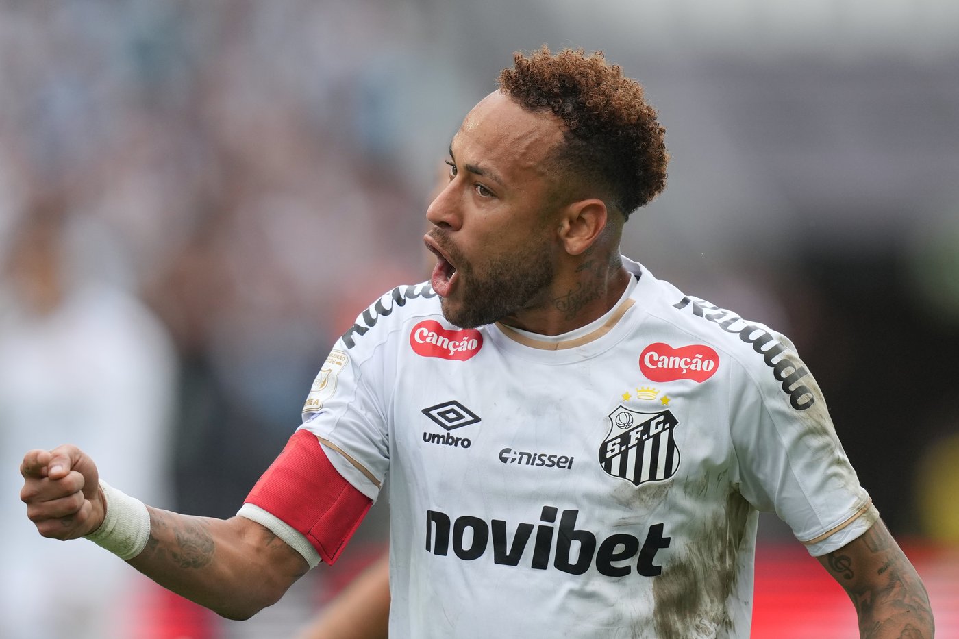 Neymar angry at being accidentally substituted in last match before Brazil announces World Cup squad | iNFOnews.ca