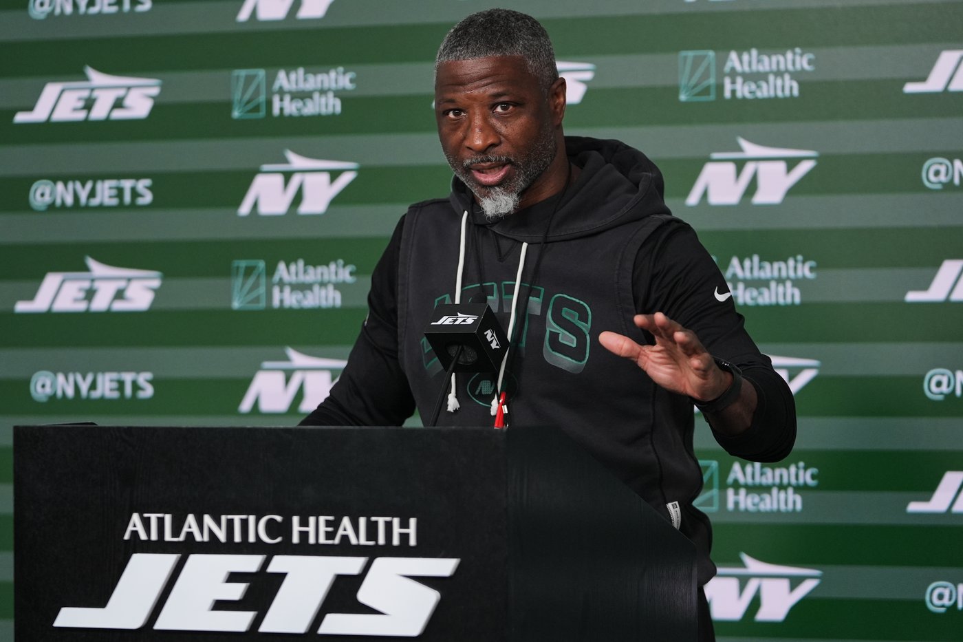 Jets' Glenn, Bucs' Bowles and Bengals' Taylor among NFL coaches facing hot-seat pressure | iNFOnews.ca