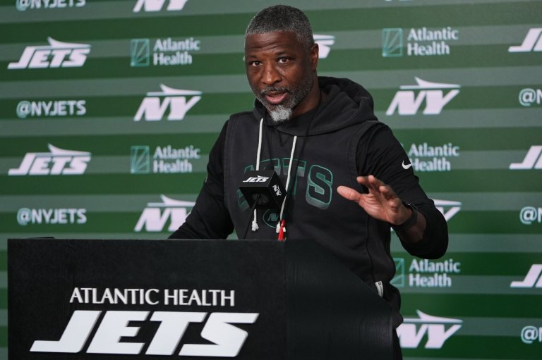Jets' Glenn, Bucs' Bowles and Bengals' Taylor among NFL coaches facing hot-seat pressure | iNFOnews.ca