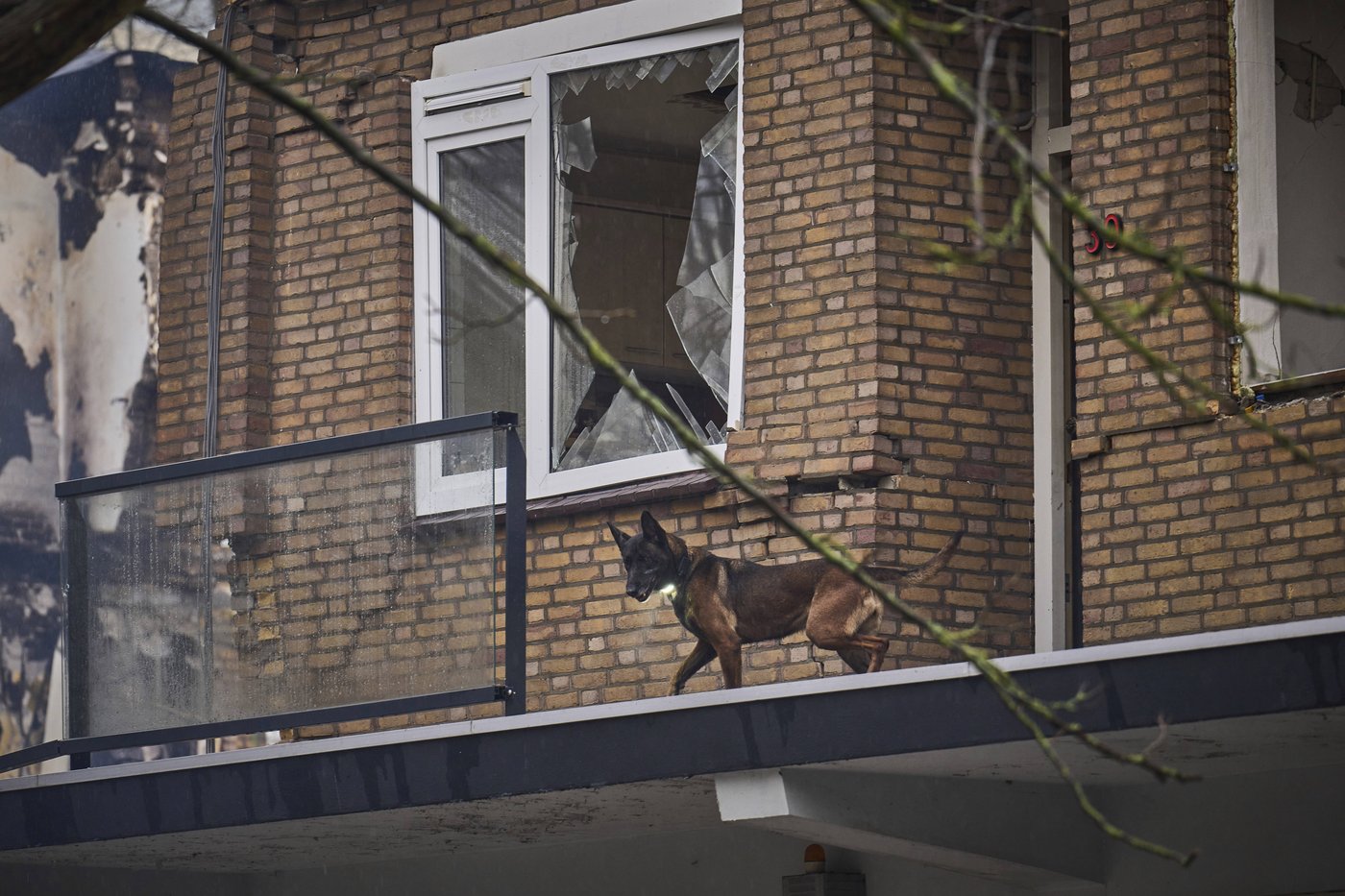 An explosion destroys an apartment block in a Dutch city, killing at least 3 and injuring others | iNFOnews.ca An explosion destroys an apartment block in a Dutch city, killing at least 3 and injuring others | iNFOnews.ca