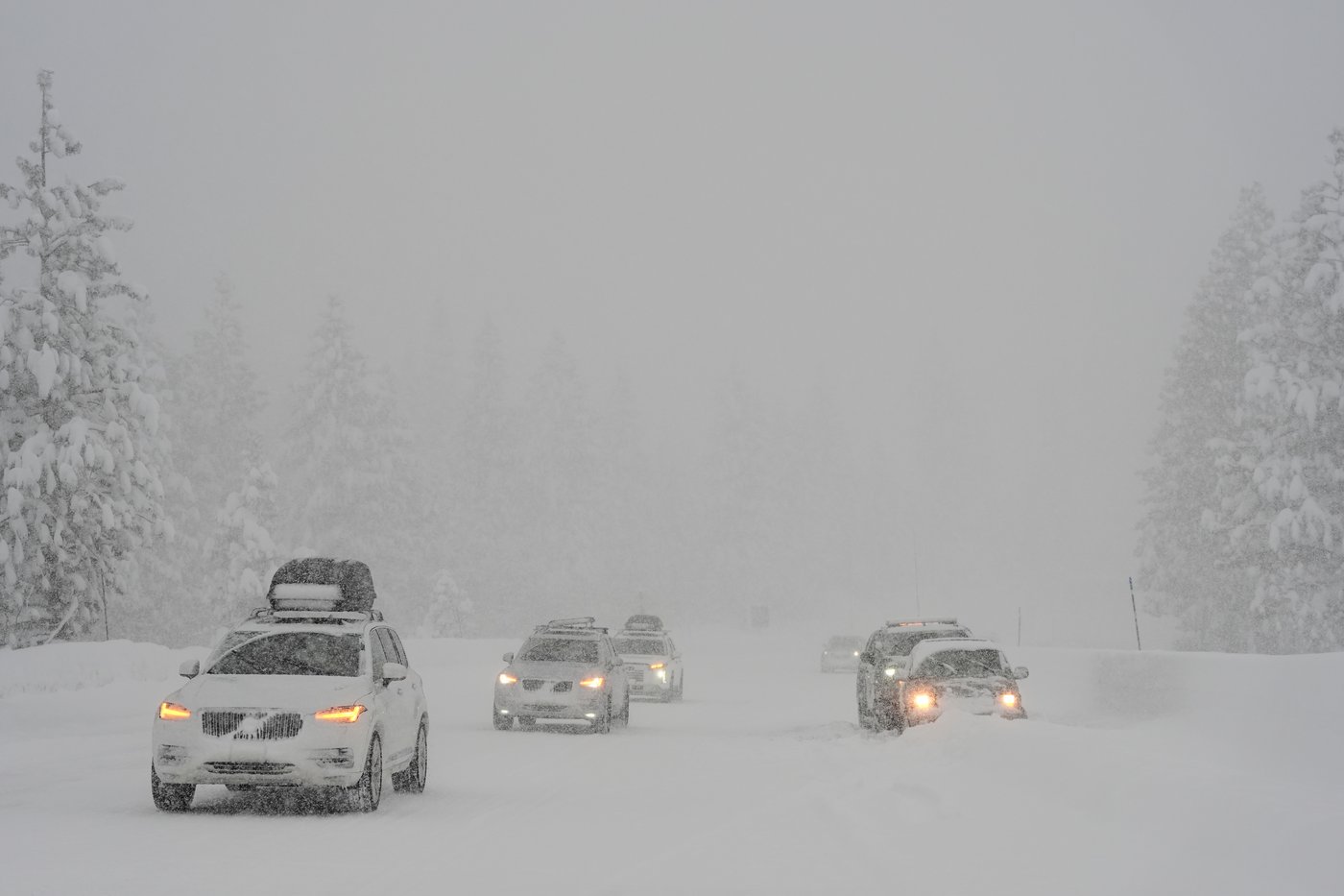 8 backcountry skiers found dead and 1 still missing after California avalanche | iNFOnews.ca