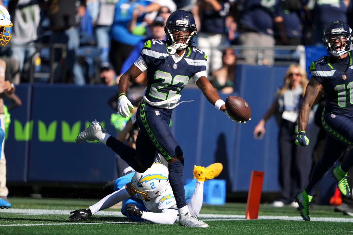 The Seattle Seahawks' run game gets going, despite Jadarian Price's absence | iNFOnews.ca