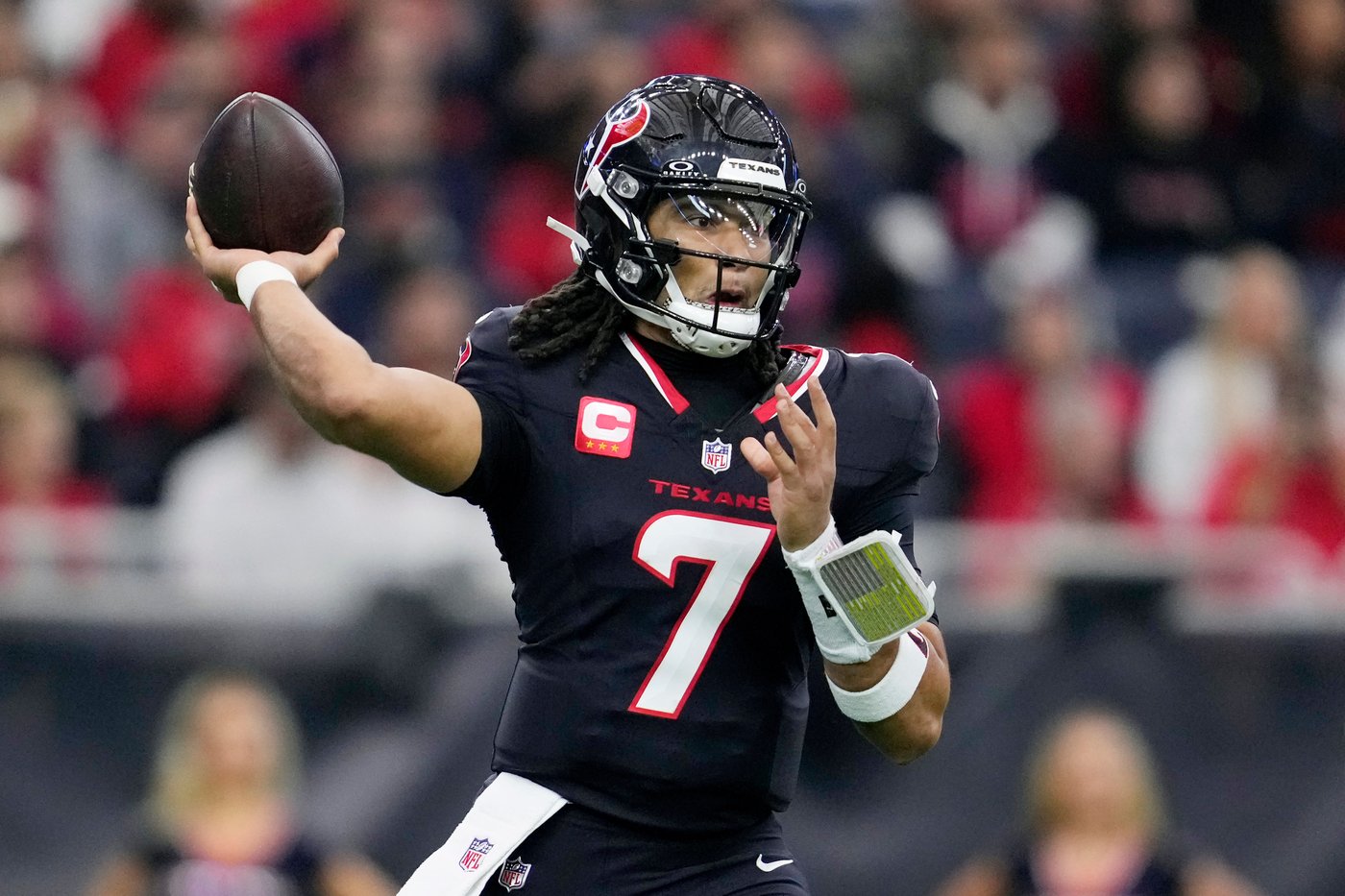 C.J. Stroud leads Texans to 6th straight win, 40-20 over Cardinals | iNFOnews.ca C.J. Stroud leads Texans to 6th straight win, 40-20 over Cardinals | iNFOnews.ca
