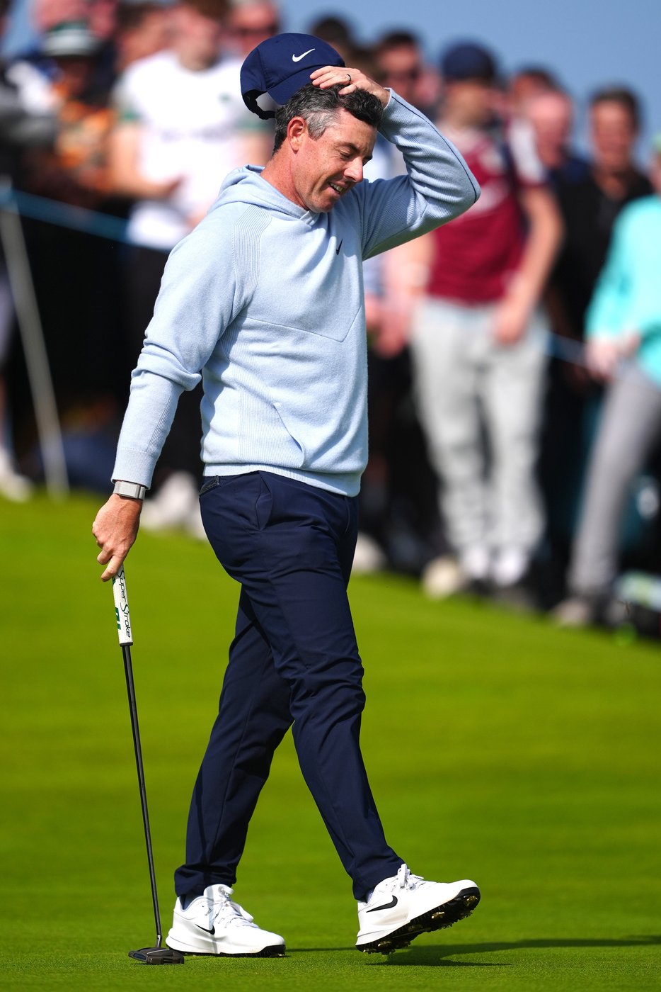 Lowry sets the course record with a 62 at Doonbeg and builds a 3-shot lead in the Irish Open | iNFOnews.ca Lowry sets the course record with a 62 at Doonbeg and builds a 3-shot lead in the Irish Open | iNFOnews.ca