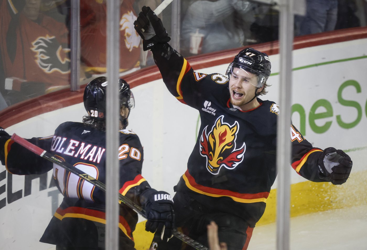 Jonathan Huberdeau ends scoring drought, Flames beat Wild 4-1 | iNFOnews.ca