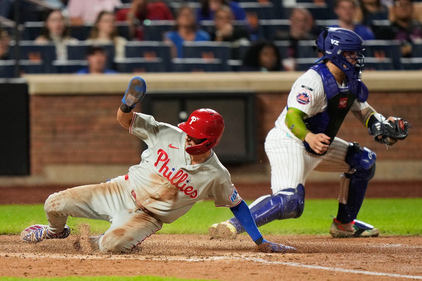 Nola dominates Mets in 3-0 win as Phillies tie Cubs for top NL wild card | iNFOnews.ca