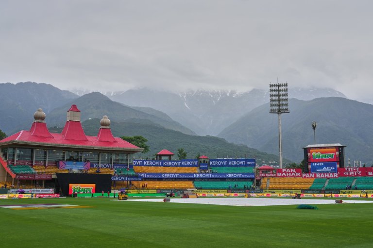 Rain showers delay the start of the first India-Afghanistan one-day cricket match | iNFOnews.ca