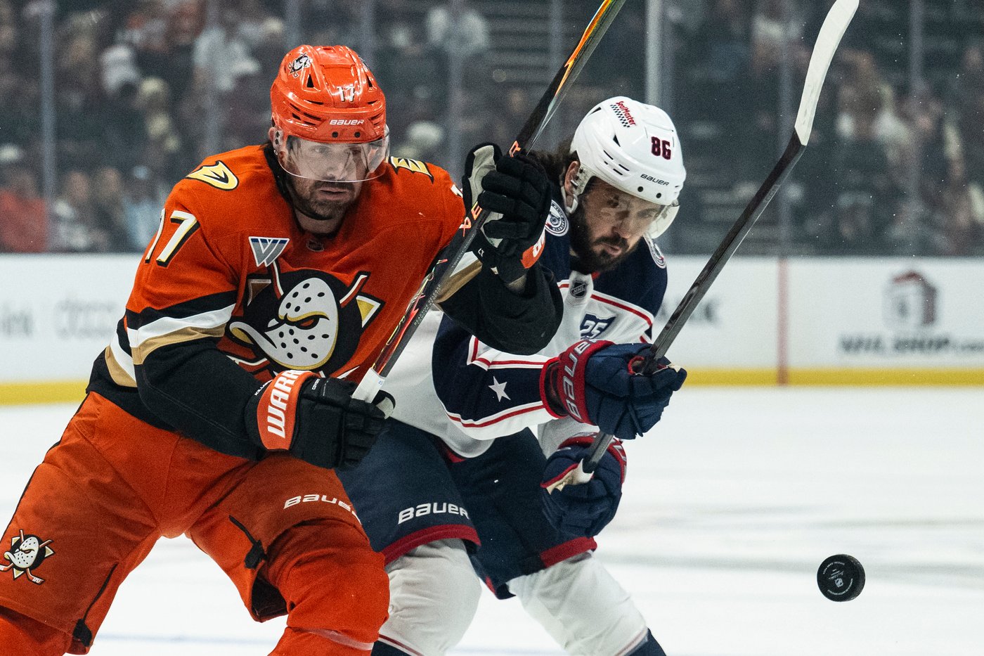 Pavel Mintyukov scores with 3:29 left to lift Ducks past Blue Jackets, 4-3 | iNFOnews.ca Pavel Mintyukov scores with 3:29 left to lift Ducks past Blue Jackets, 4-3 | iNFOnews.ca