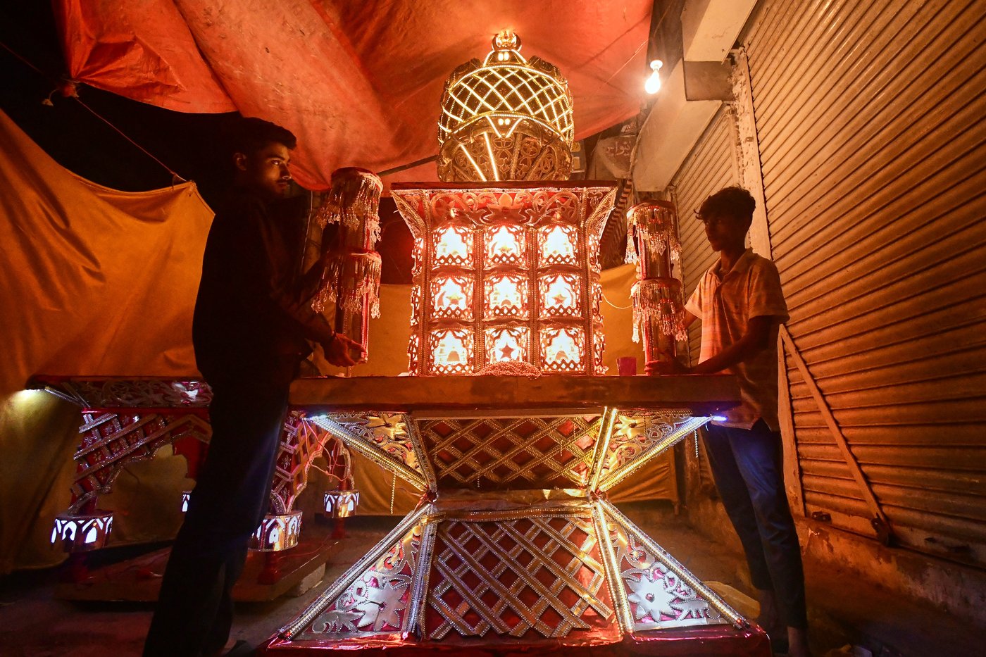 Pakistani Hindus join Shiite Muslims in Muharram observances honoring Imam Hussein | iNFOnews.ca