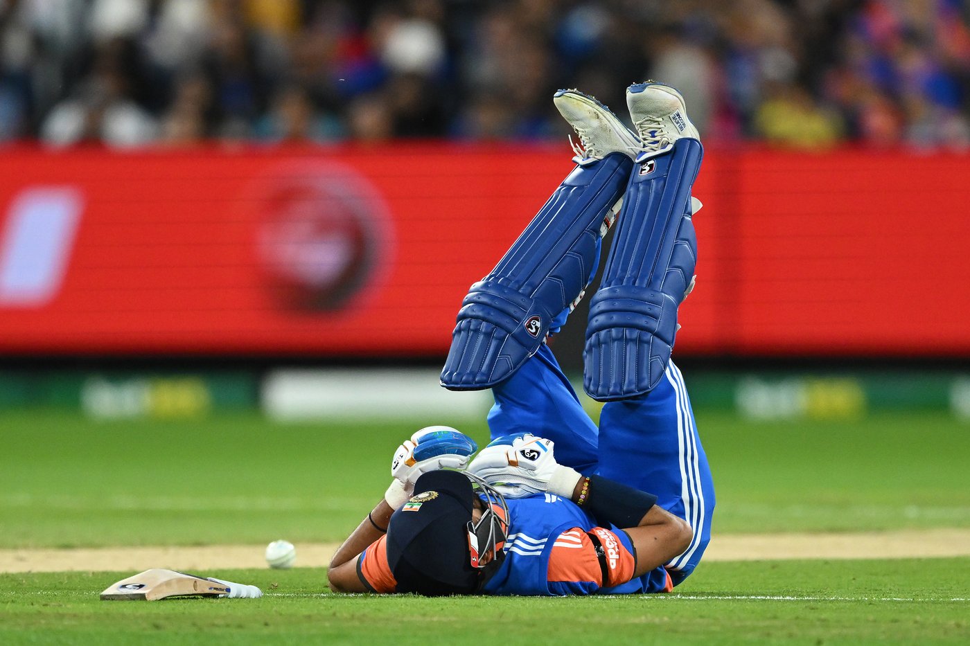 Josh Hazlewood's three-wicket haul sets up Australia's win over India in second T20 | iNFOnews.ca Josh Hazlewood's three-wicket haul sets up Australia's win over India in second T20 | iNFOnews.ca
