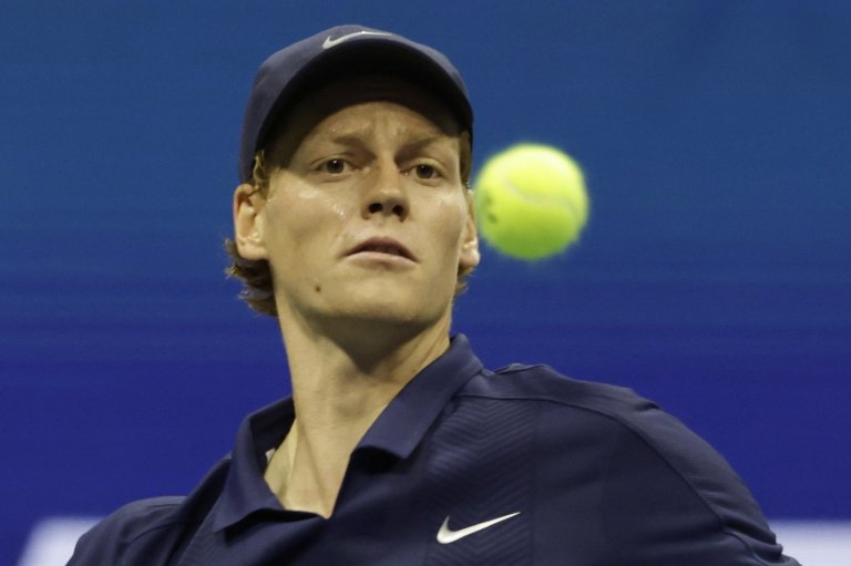 Sinner was worried about more than his rackets when US Open fan tried to open his bag | iNFOnews.ca