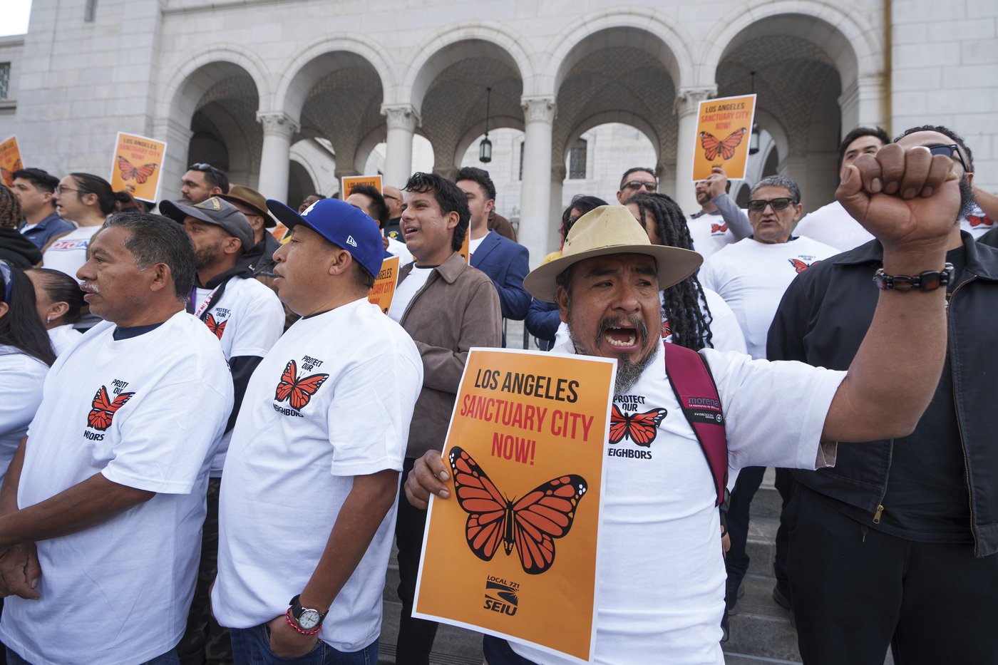 LA enacts sanctuary city ordinance to prepare for potential mass deportations under Trump | iNFOnews.ca LA enacts sanctuary city ordinance to prepare for potential mass deportations under Trump | iNFOnews.ca