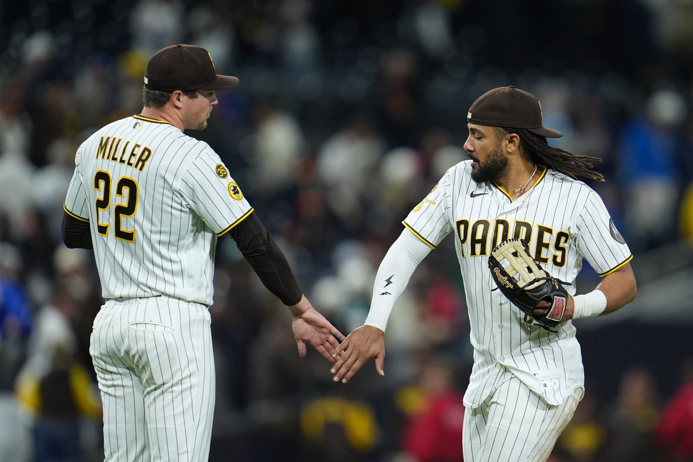 France and Machado lead red-hot Padres to 9-7 victory over Cubs as Miller's scoreless streak ends | iNFOnews.ca France and Machado lead red-hot Padres to 9-7 victory over Cubs as Miller's scoreless streak ends | iNFOnews.ca