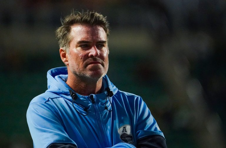 CP NewsAlert: Ottawa Redblacks hire Dinwiddie as coach and general manager | iNFOnews.ca CP NewsAlert: Ottawa Redblacks hire Dinwiddie as coach and general manager | iNFOnews.ca