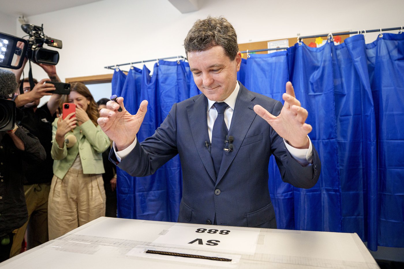 PHOTO COLLECTION: Romania Election | iNFOnews.ca