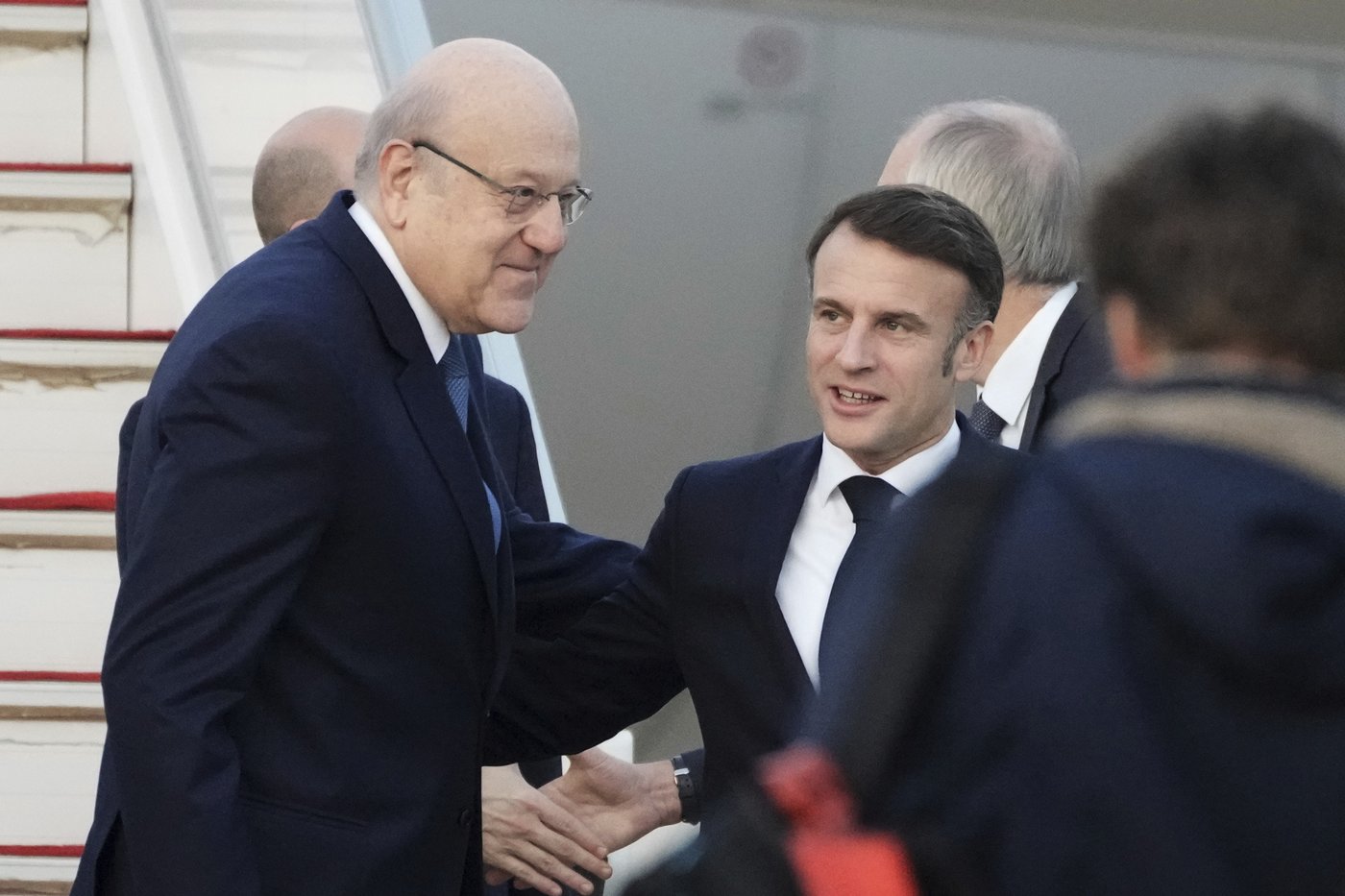France's Macron expresses support for new leadership in Lebanon as it recovers from crisis | iNFOnews.ca France's Macron expresses support for new leadership in Lebanon as it recovers from crisis | iNFOnews.ca