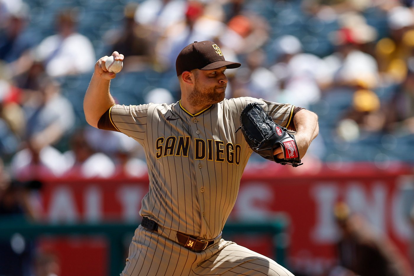 Mason Miller closes combined 2-hitter to extend his scoreless streak as Padres edge Angels 2-1 | iNFOnews.ca