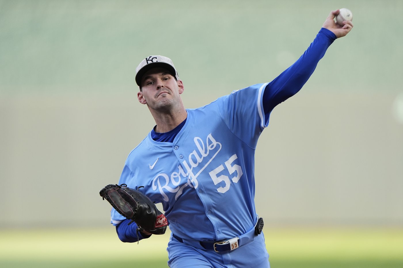 Royals lose pitchers Cole Ragans and Seth Lugo to the 15-day injured list | iNFOnews.ca