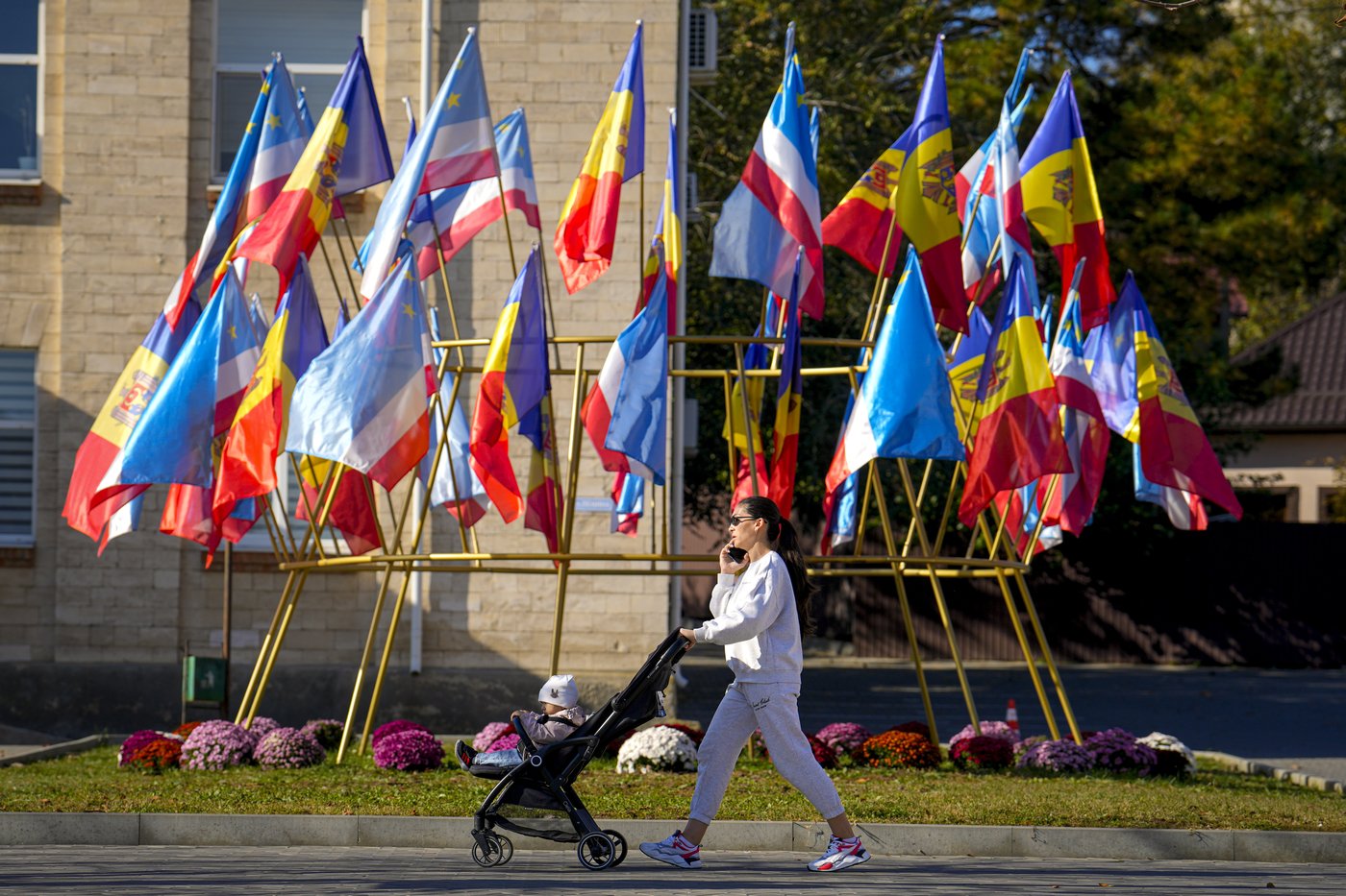 Moldovans to choose president in decisive runoff overshadowed by fraud and intimidation claims | iNFOnews.ca