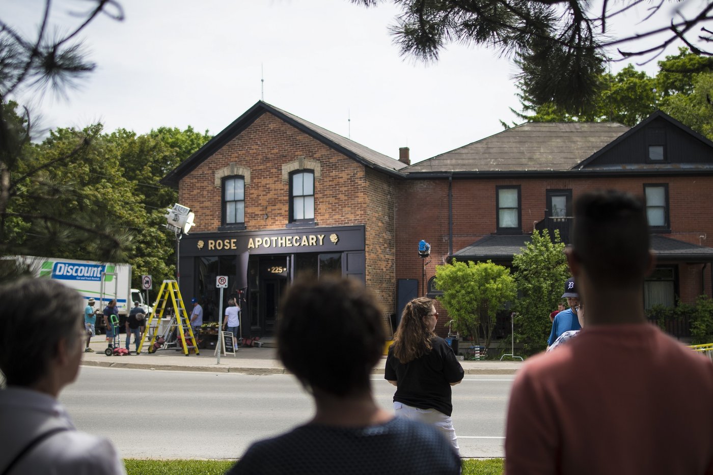 Ontario community where "Schitt's Creek" was filmed remembers Catherine O'Hara | iNFOnews.ca Ontario community where "Schitt's Creek" was filmed remembers Catherine O'Hara | iNFOnews.ca