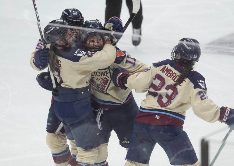 CP NewsAlert: Victoire top Charge 4-0 to win PWHL's Walter Cup | iNFOnews.ca