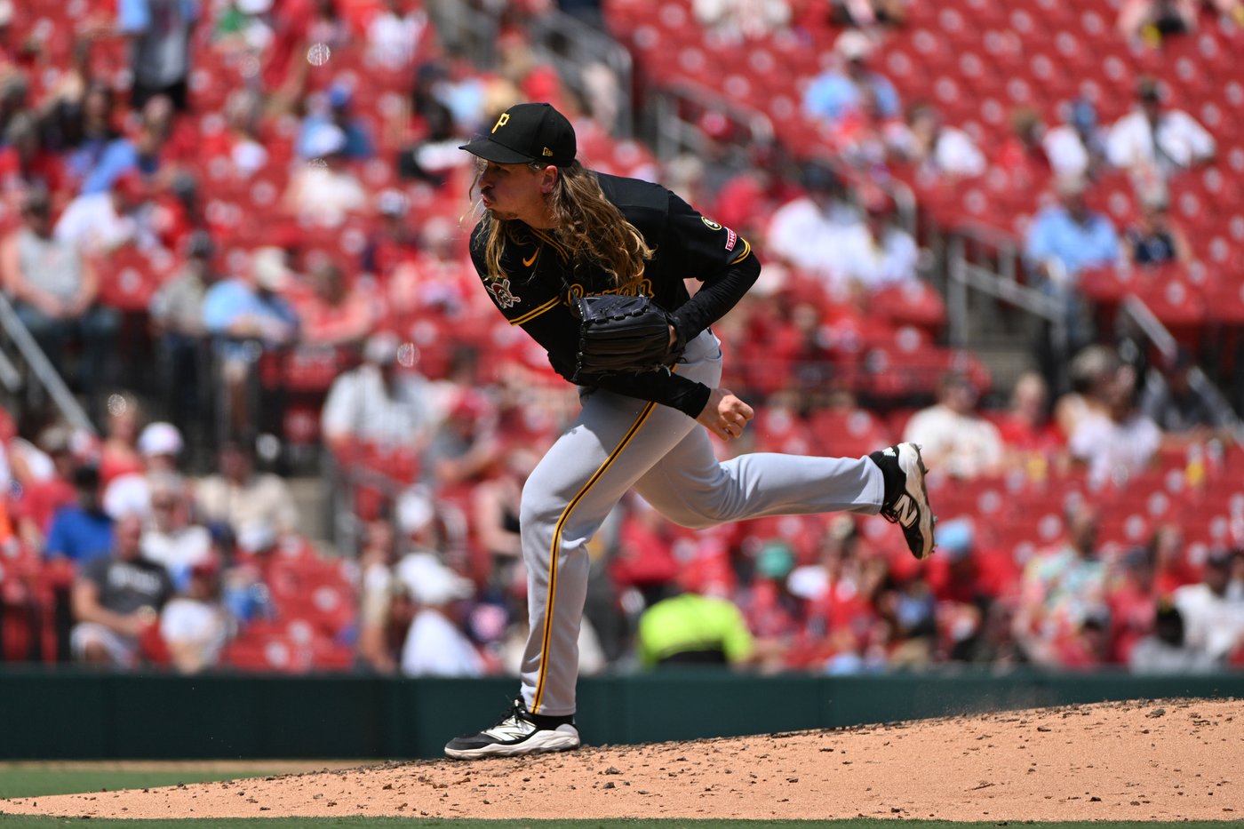 Flores Jr., Lowe hit homers to spark Pirates to 6-2 win over Cardinals | iNFOnews.ca Flores Jr., Lowe hit homers to spark Pirates to 6-2 win over Cardinals | iNFOnews.ca