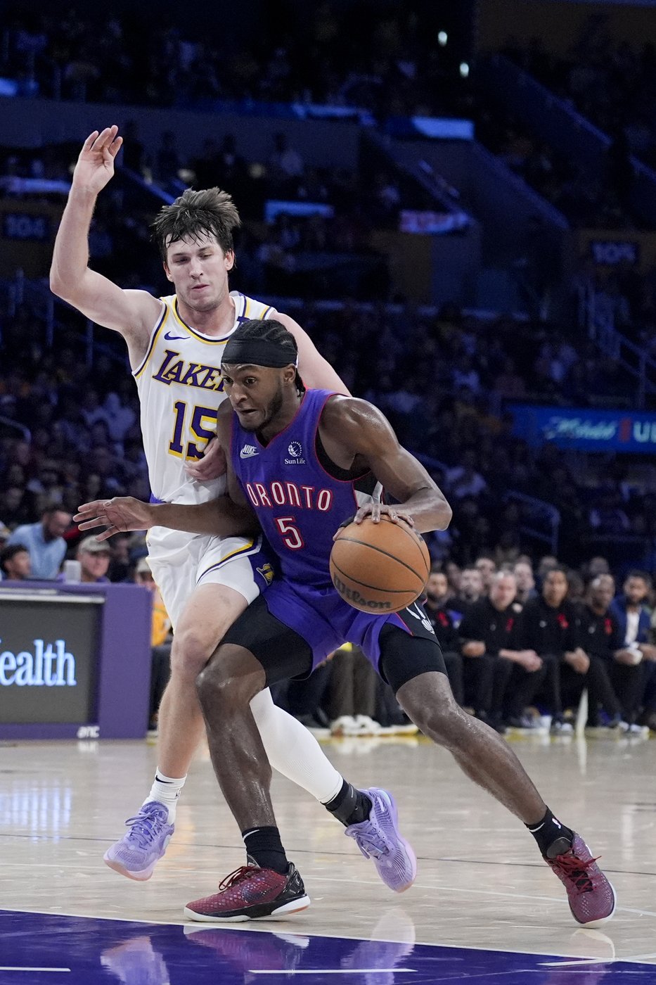 LeBron James gets 2nd straight triple-double as Lakers dunk Raptors 123-103 | iNFOnews.ca LeBron James gets 2nd straight triple-double as Lakers dunk Raptors 123-103 | iNFOnews.ca