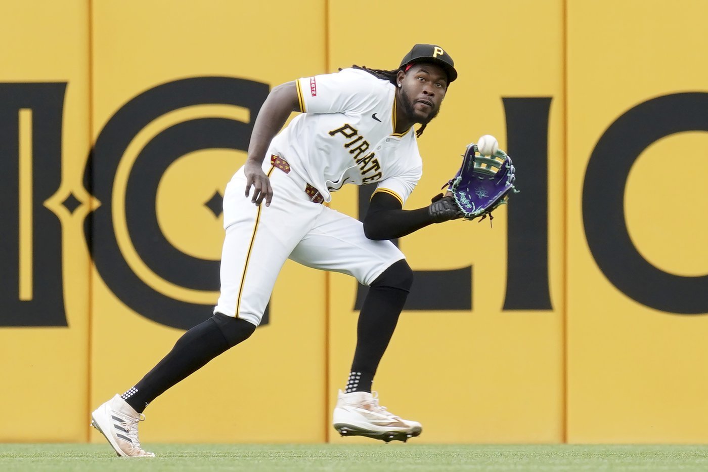 Oneil Cruz hits 122.9 mph home run, hardest-hit ball since Statcast started tracking in 2015 | iNFOnews.ca